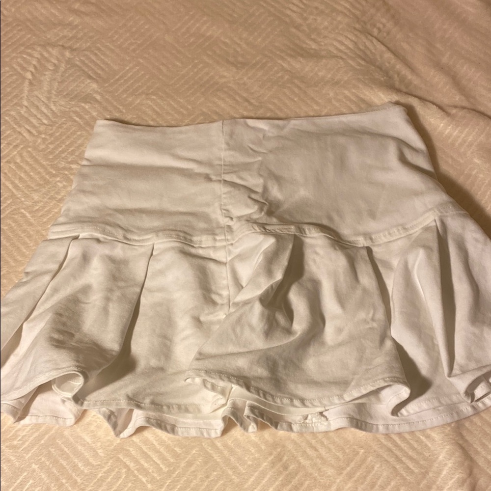 SHEIN Elegant White Skirt